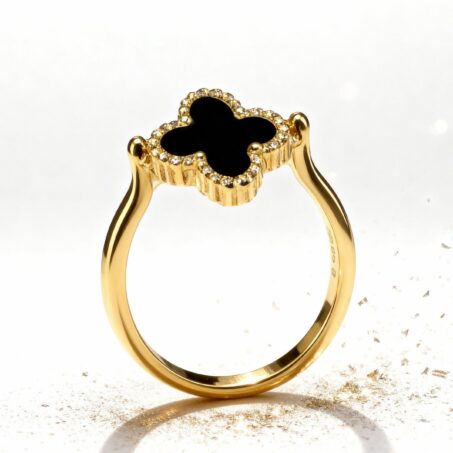 Spin Clover Black & White Ring